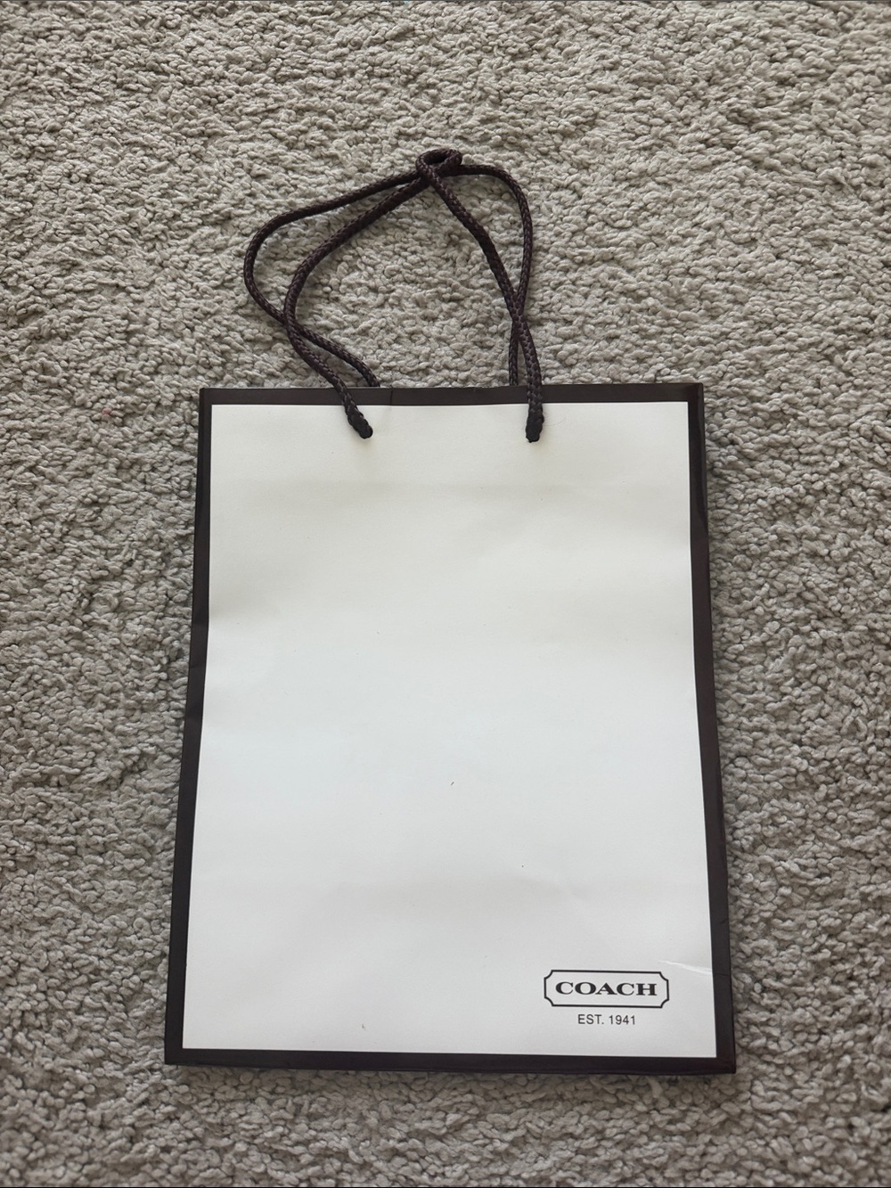 Coach gift bag size 7,7*9,7*4,7